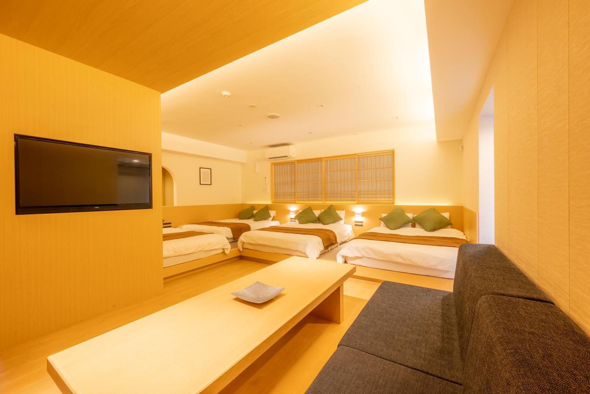 Comforts81 Shinsaibashi Osaka Esterno foto